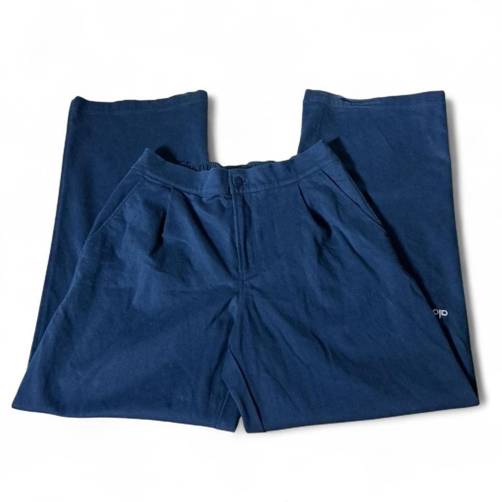 Alo Yoga Road Trip Navy Blue High Waist Pleated Wide Leg Trousers‎ W51342R M
